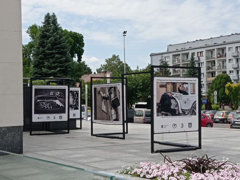 Wystawa prac artystów prze OCK Oświęcim