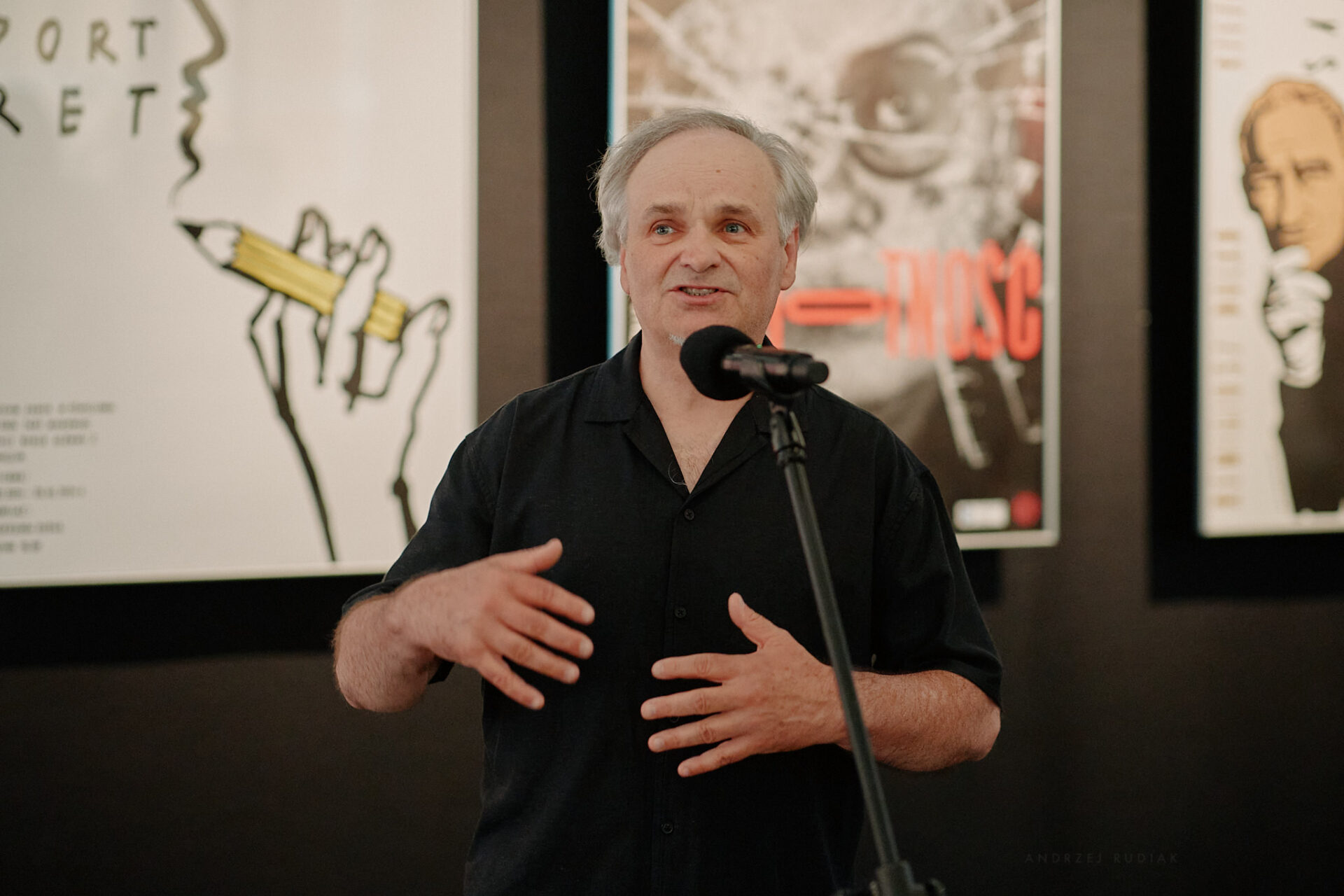 Wernisaż Wiesława Łysakowskiego Oświęcim fot.Andrzej Rudiak
